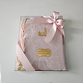 Açık Pembe Kurdeleli Kadife Set