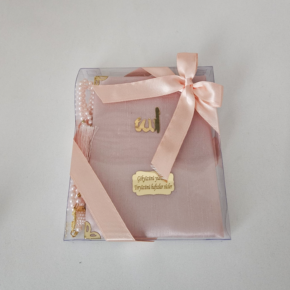 Pembe Kurdeleli İpek Set
